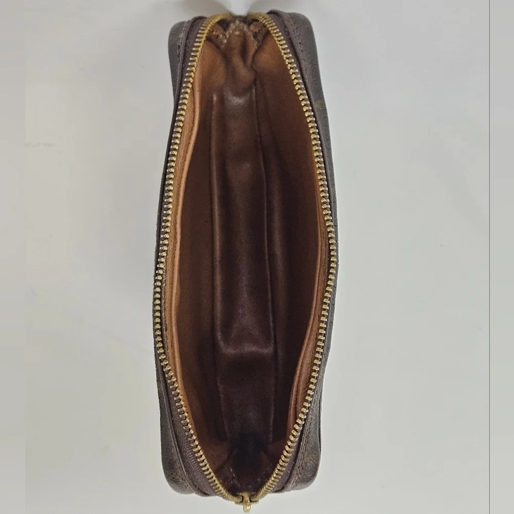 Louis Vuitton Vintage 1991 Marly Clutch In Brown LV Monogram - Picture 13 of 14